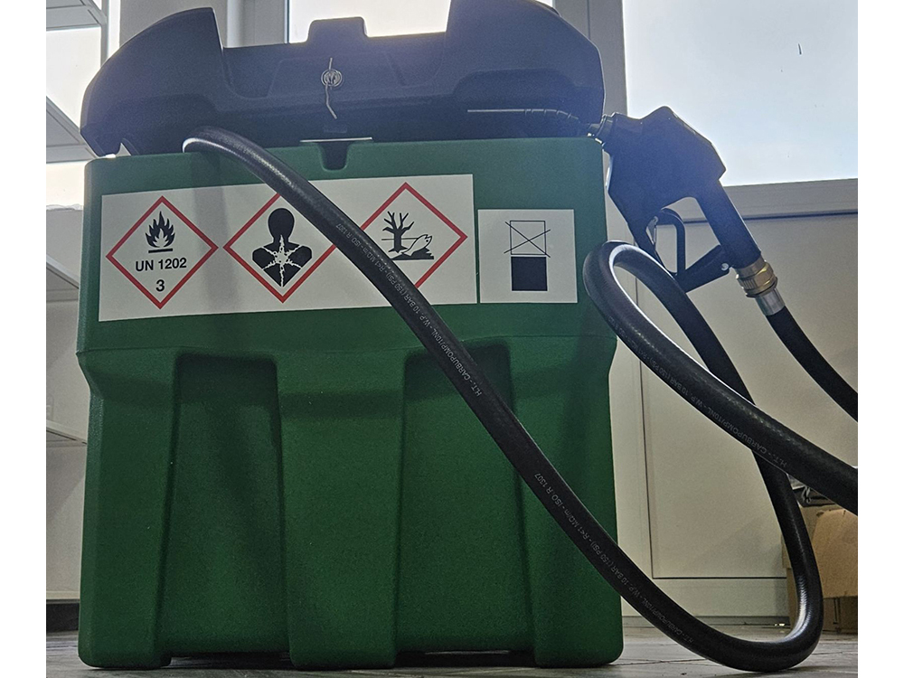 Transportni polietilenski rezervoar