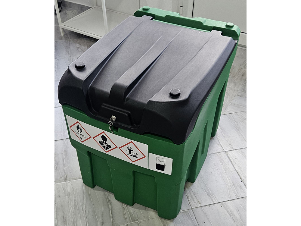 Transportni polietilenski rezervoar